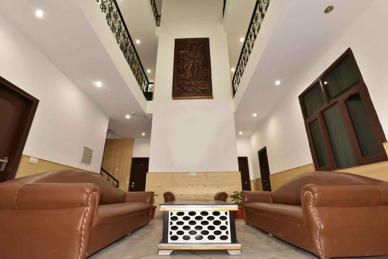 Dlx Stay In Naddi Dharamshala Esterno foto