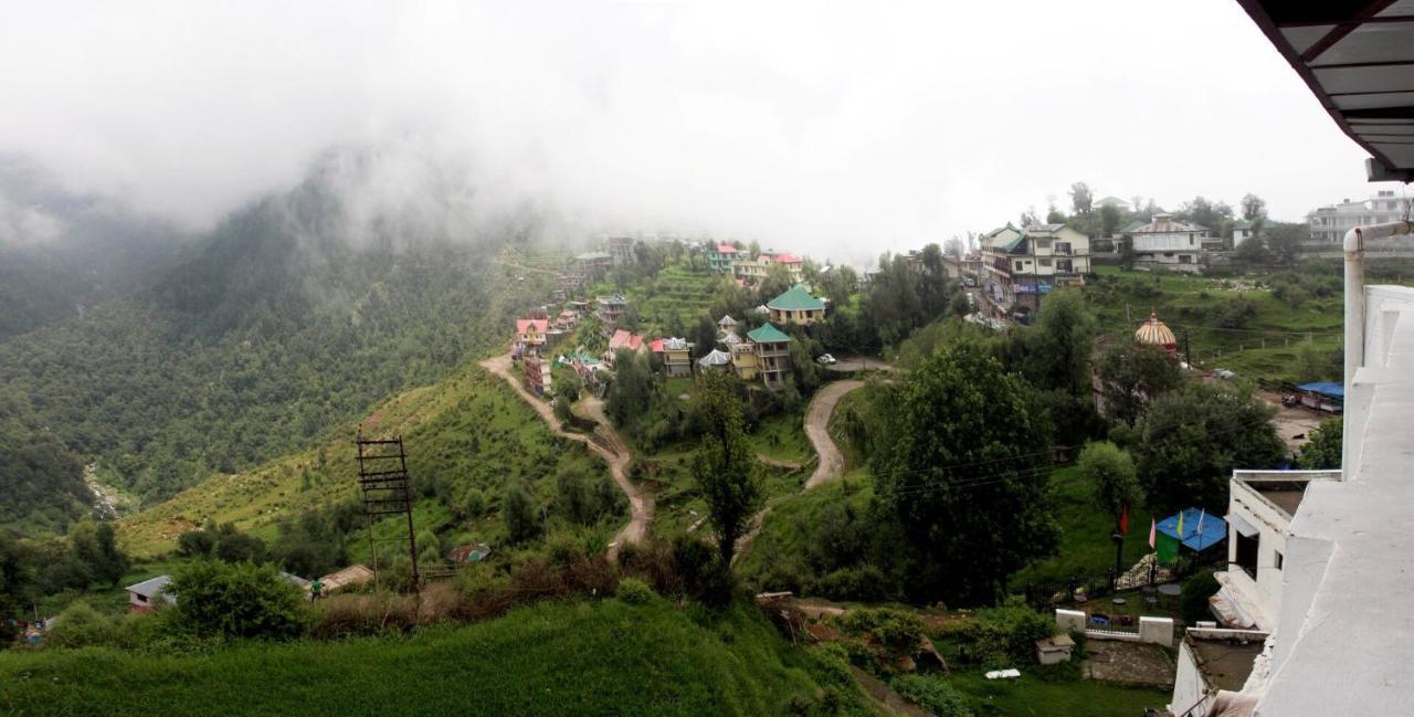 Dlx Stay In Naddi Dharamshala Esterno foto